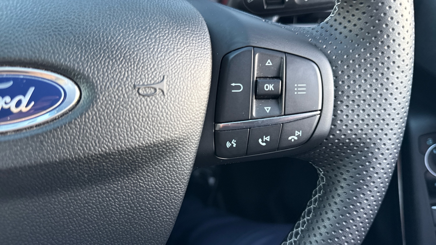 Used Ford Puma 2023 for sale - 76734367: Photo 42