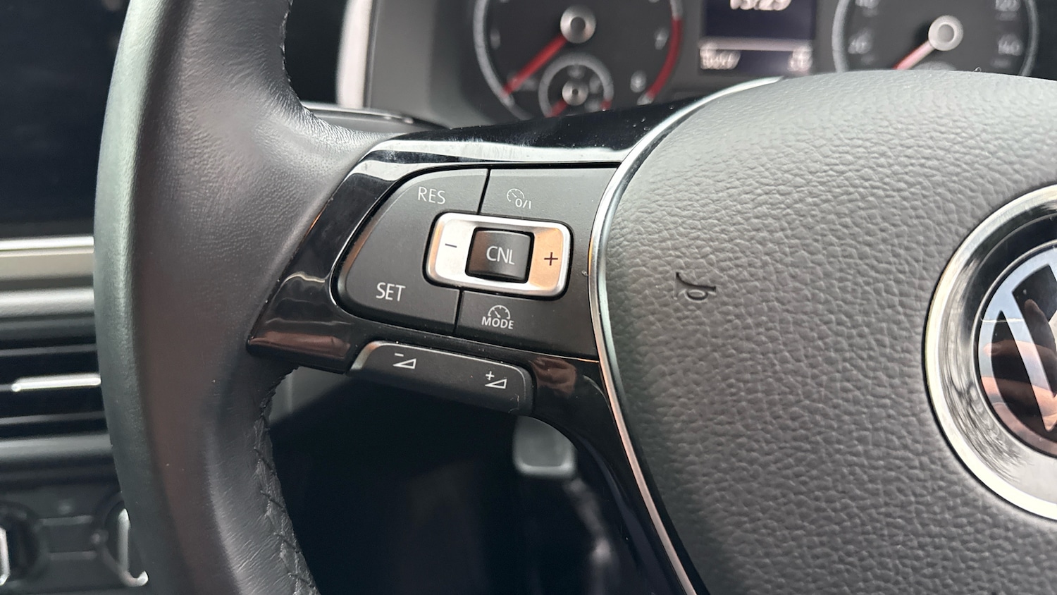 Used Volkswagen Polo 2021 for sale - 77046162: Photo 42