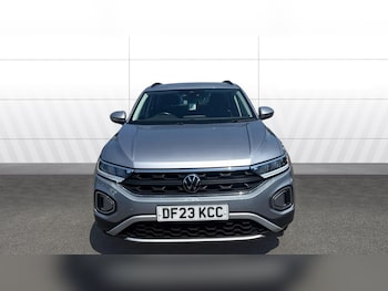 Used Volkswagen T-Roc 2023 for sale - 79057605: Photo