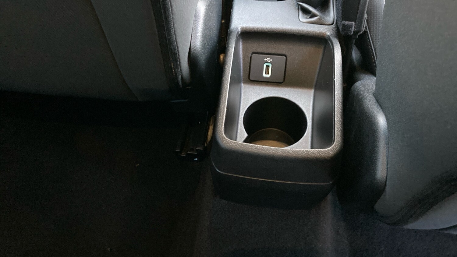 Used Ford Fiesta 2020 for sale - 77447004: Photo 41