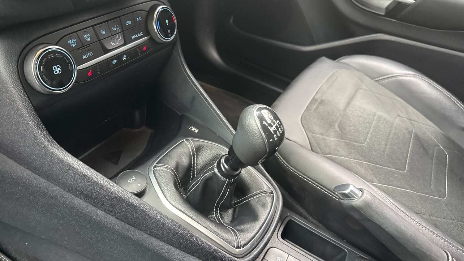 Used Ford Fiesta 2022 for sale - 76129314: Photo 13