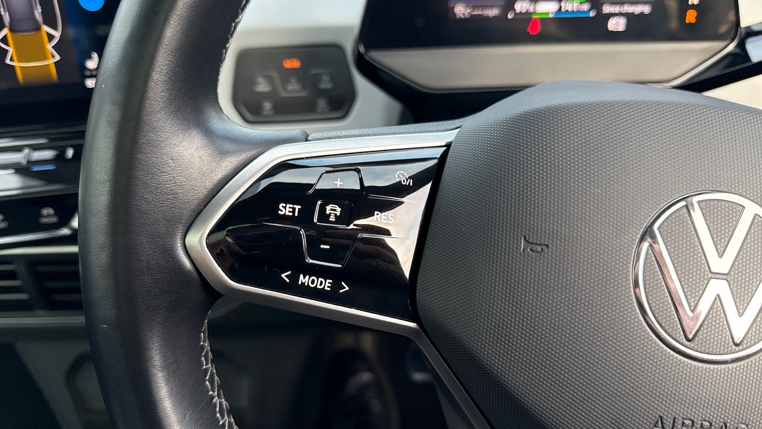 Used Volkswagen ID.3 2022 for sale - 76449219: Photo 22