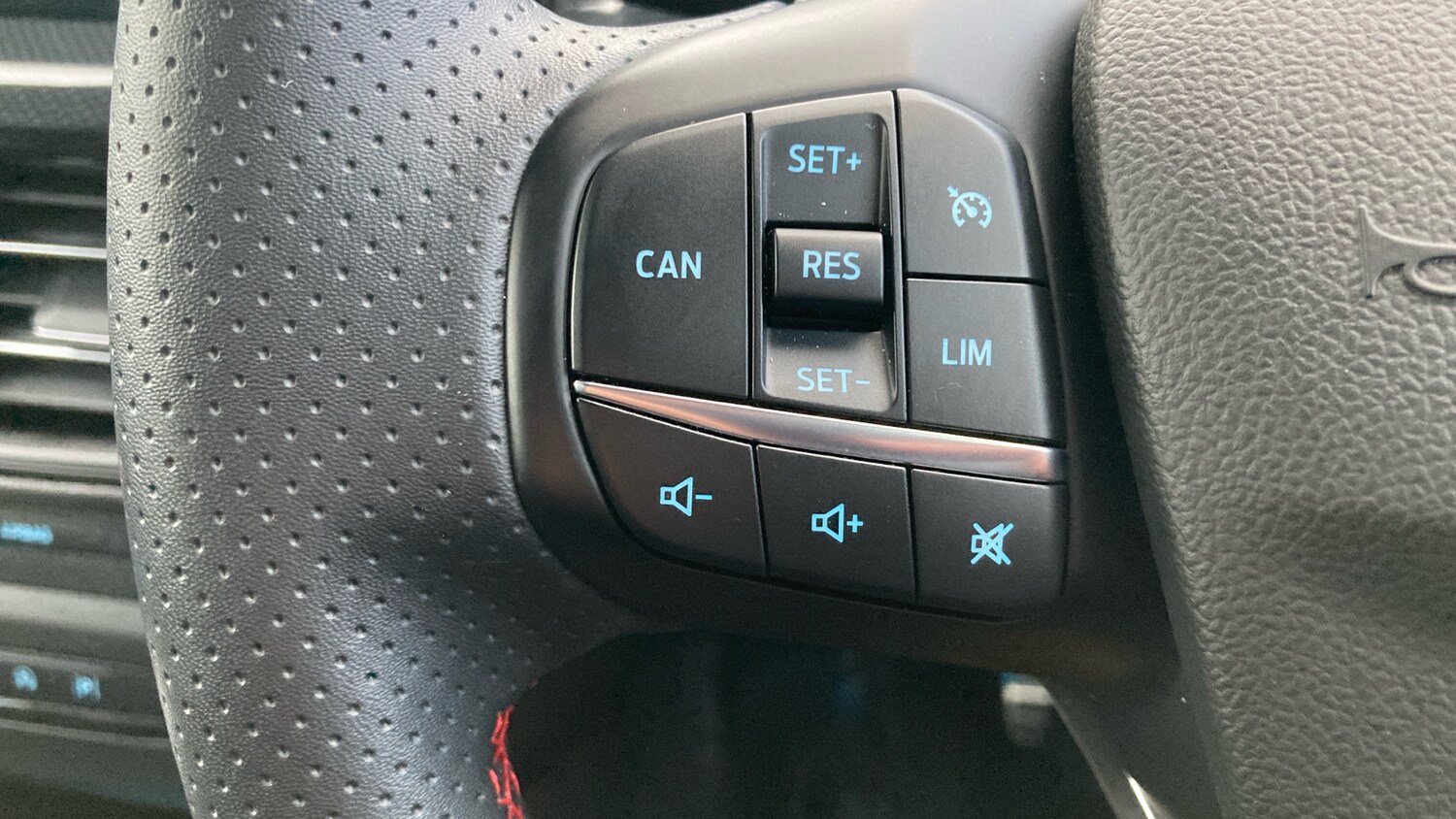 Used Ford Focus 2025 for sale - 78011479: Photo 33