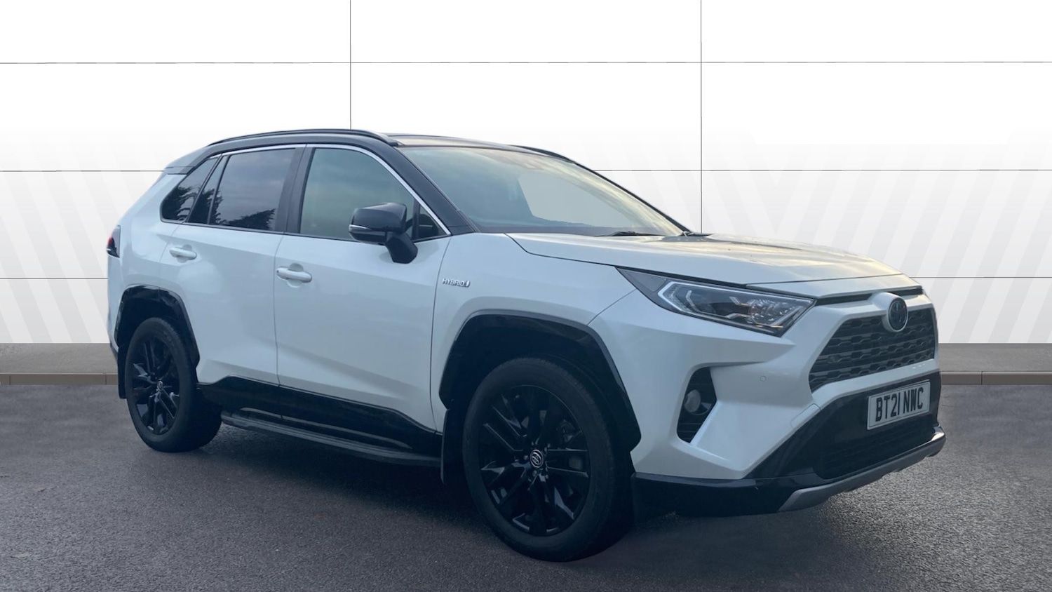 Used Toyota RAV4 2021 for sale - 76877770: Photo 1