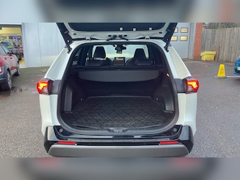 Used Toyota RAV4 2021 for sale - 76877770: Photo