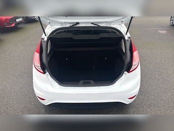 Used Ford Fiesta 2016 for sale - 77700894: Photo