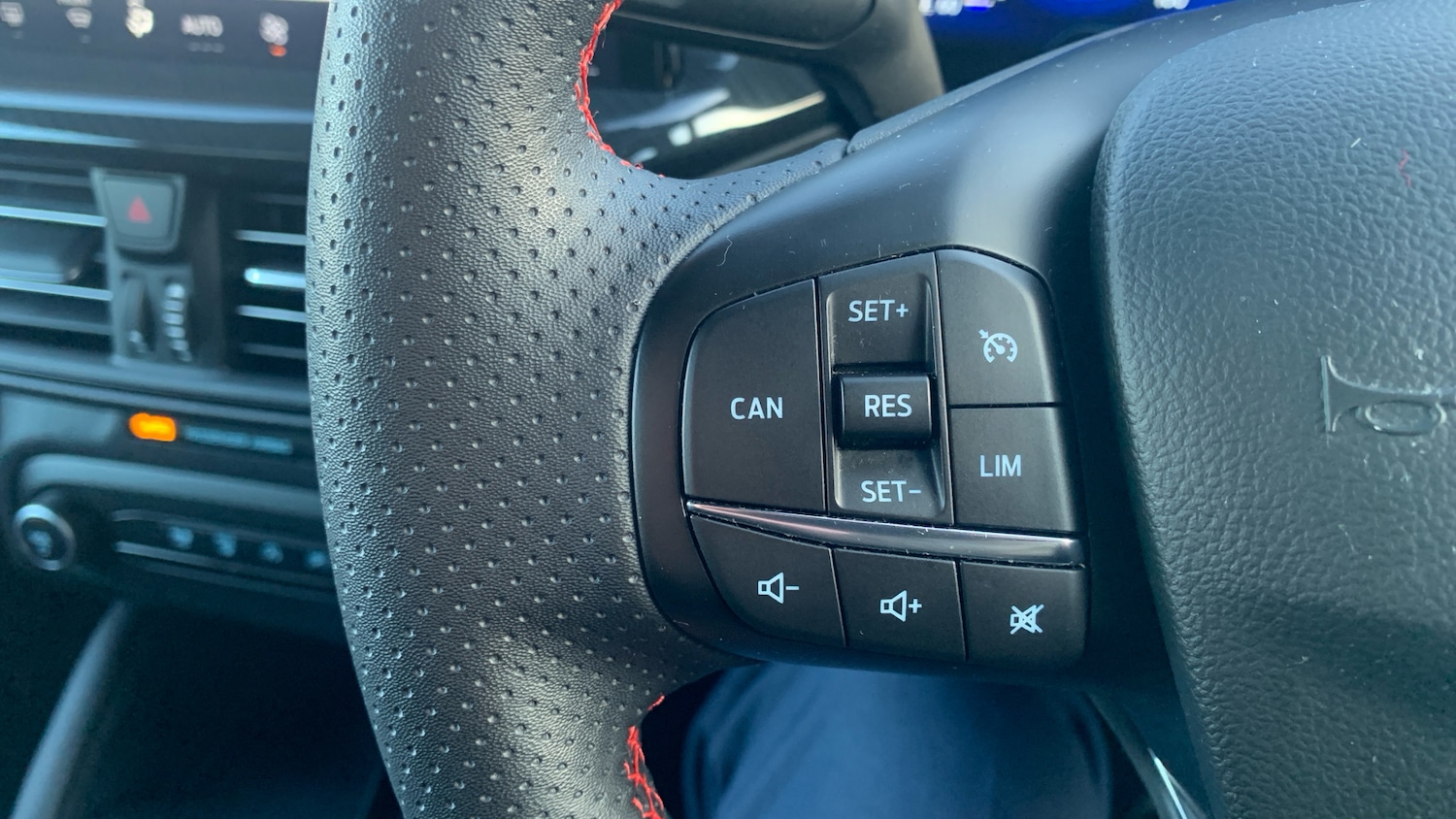 Used Ford Focus 2022 for sale - 76799071: Photo 21