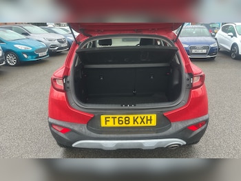 Used Kia Stonic 2019 for sale - 78882524: Photo