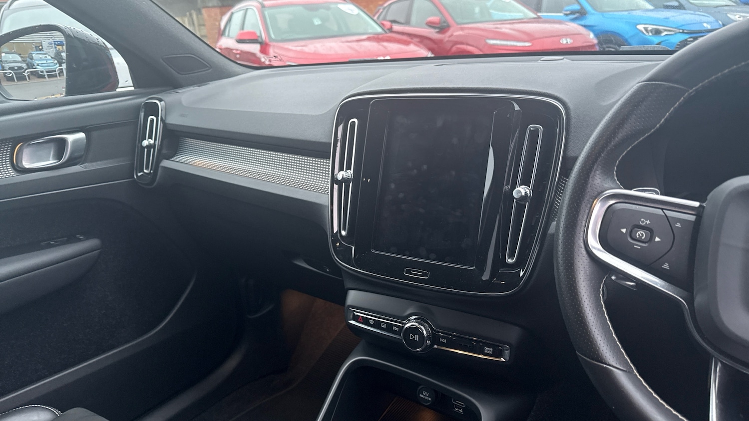 Used Volvo XC40 2020 for sale - 77032752: Photo 14