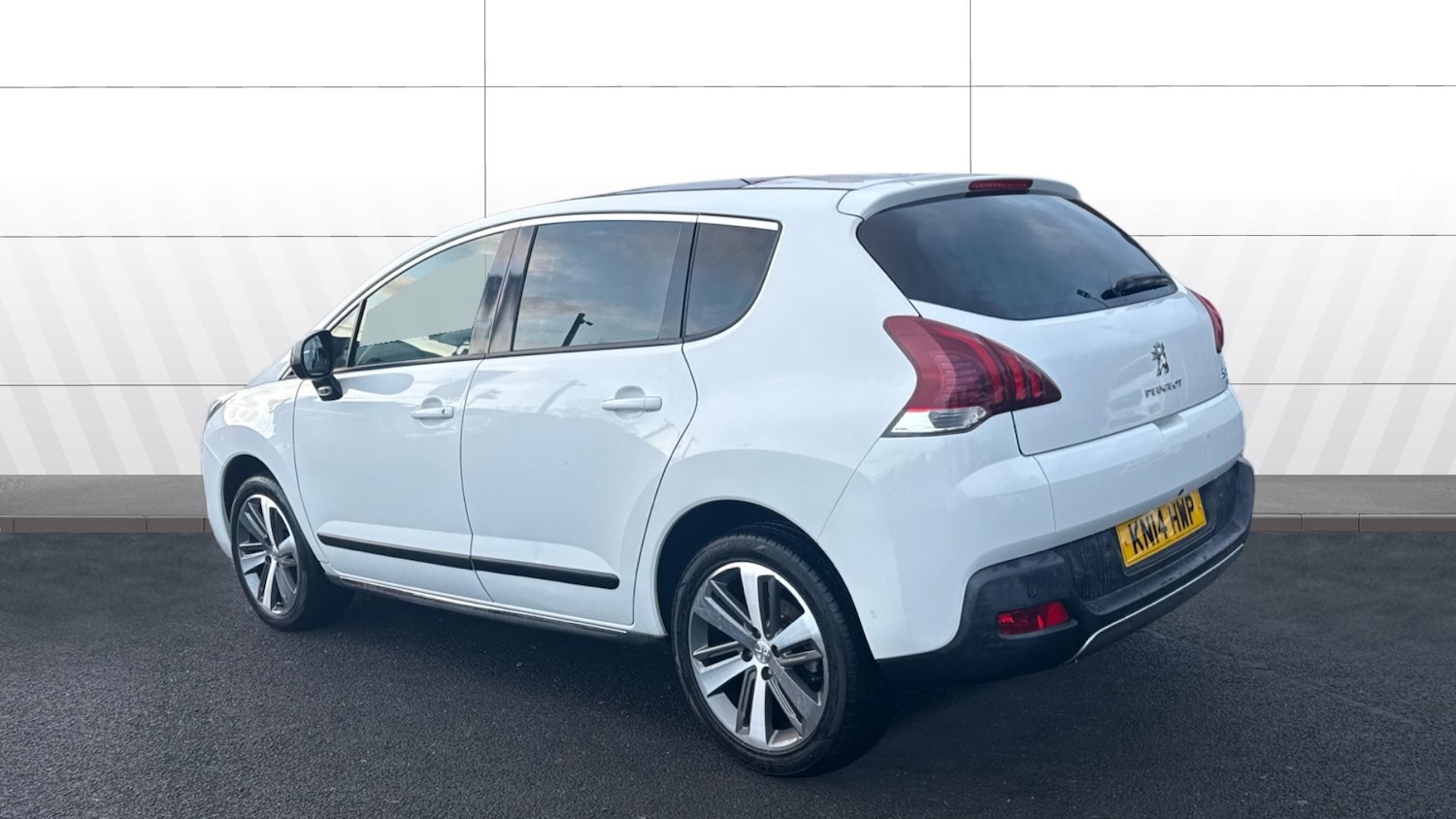 Used Peugeot 3008 2014 for sale - 77712937: Photo 2