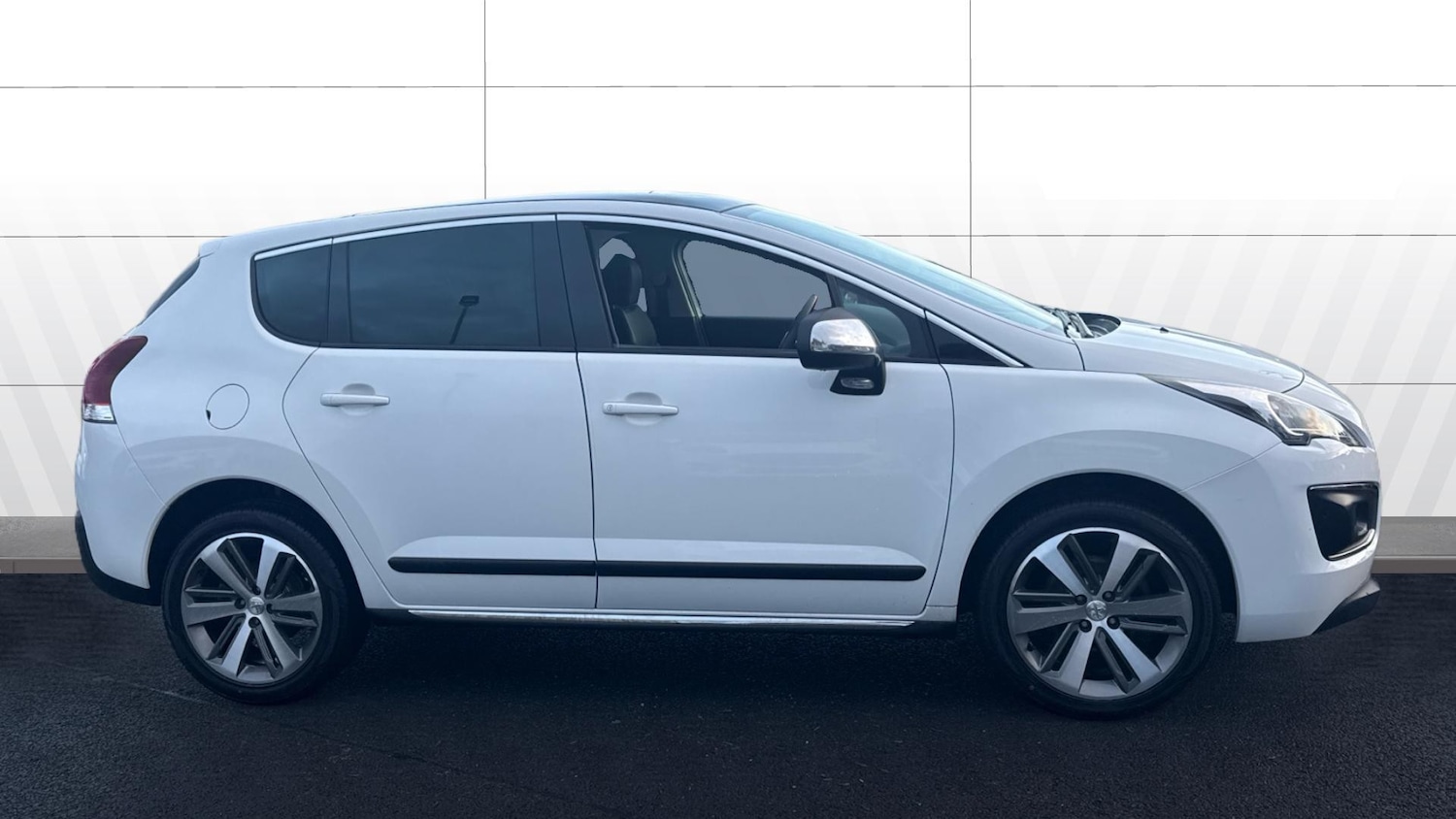 Used Peugeot 3008 2014 for sale - 77712937: Photo 5