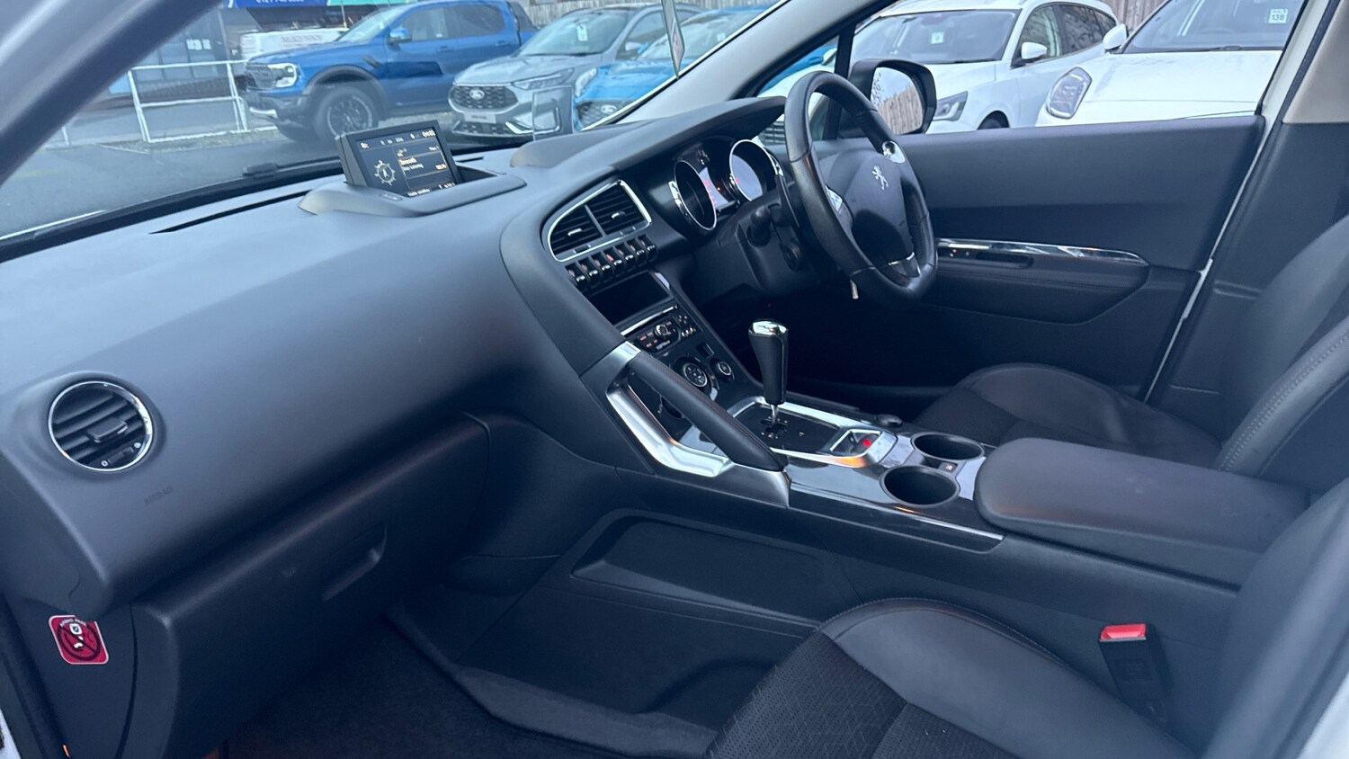 Used Peugeot 3008 2014 for sale - 77712937: Photo 9