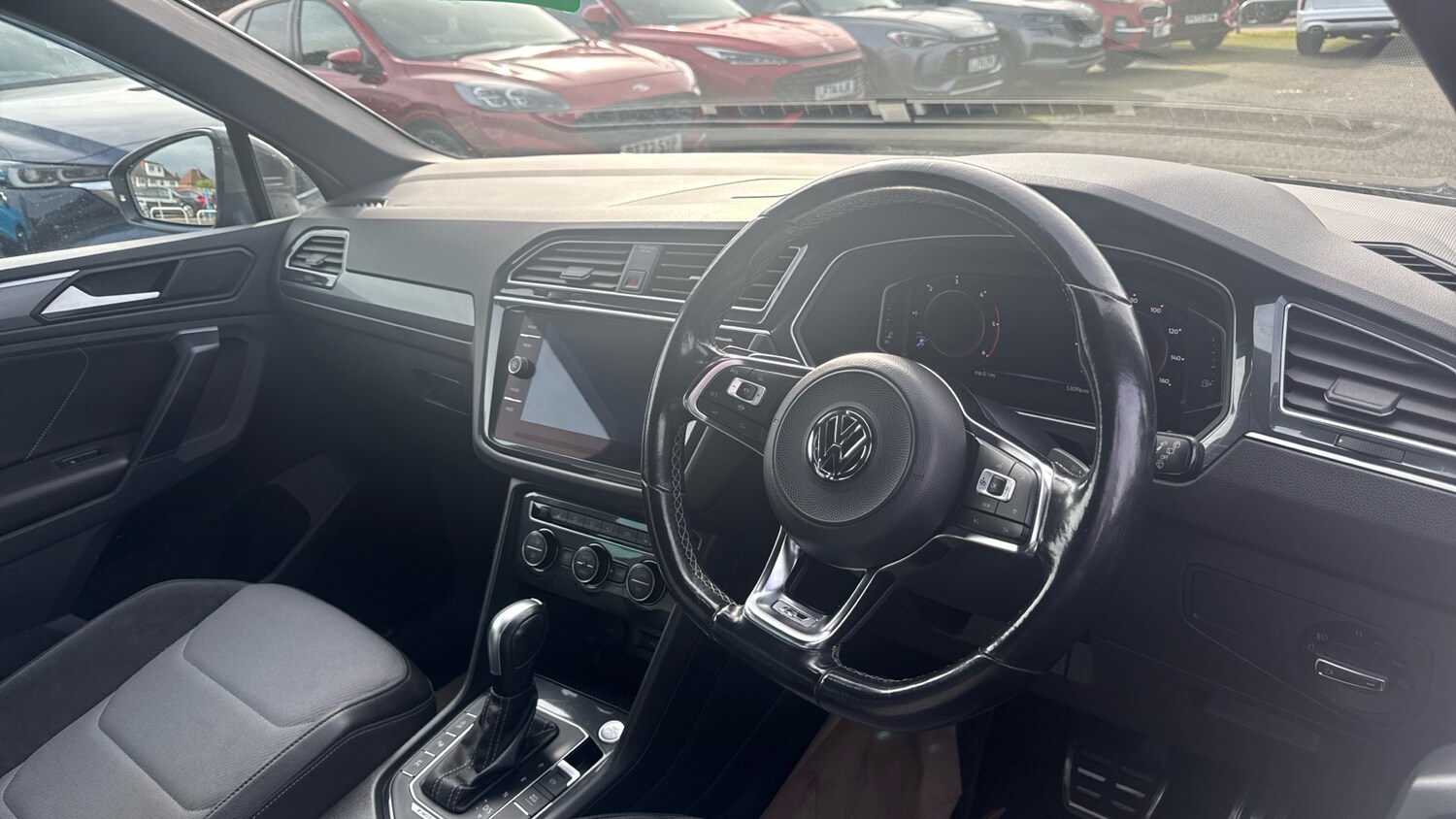 Used Volkswagen Tiguan 2020 for sale - 77687941: Photo 11