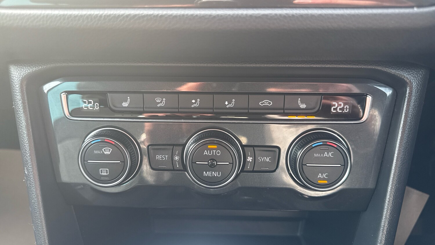 Used Volkswagen Tiguan 2020 for sale - 77687941: Photo 24