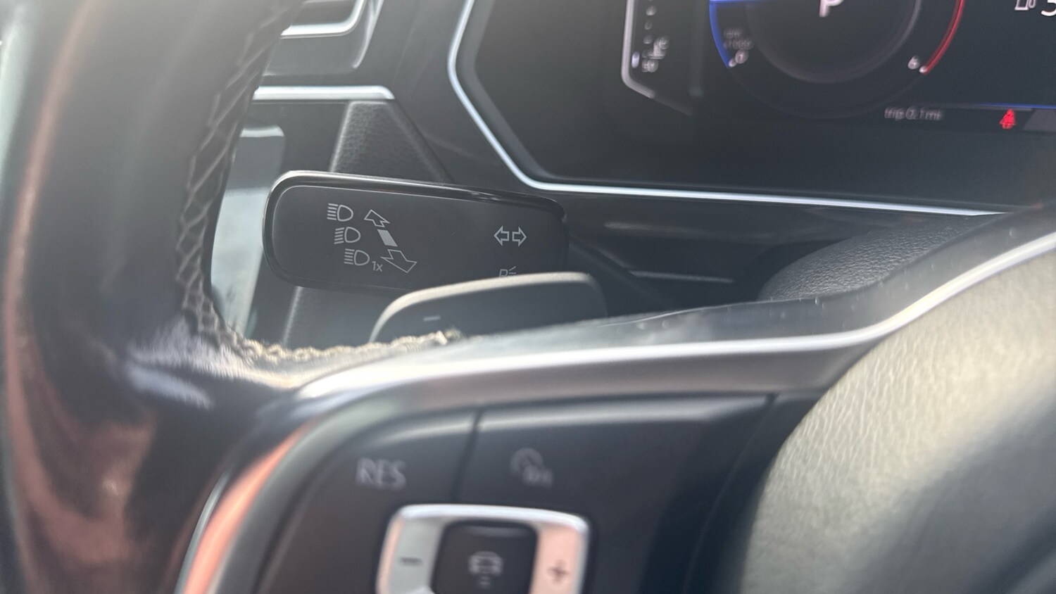 Used Volkswagen Tiguan 2020 for sale - 77687941: Photo 28