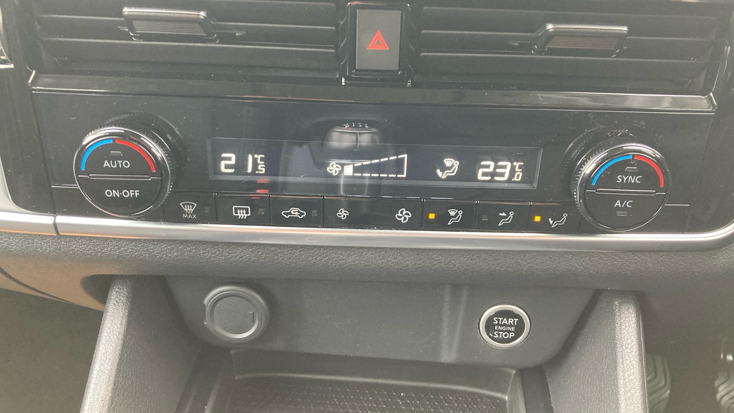 Used Nissan Qashqai 2023 for sale - 77984736: Photo 28