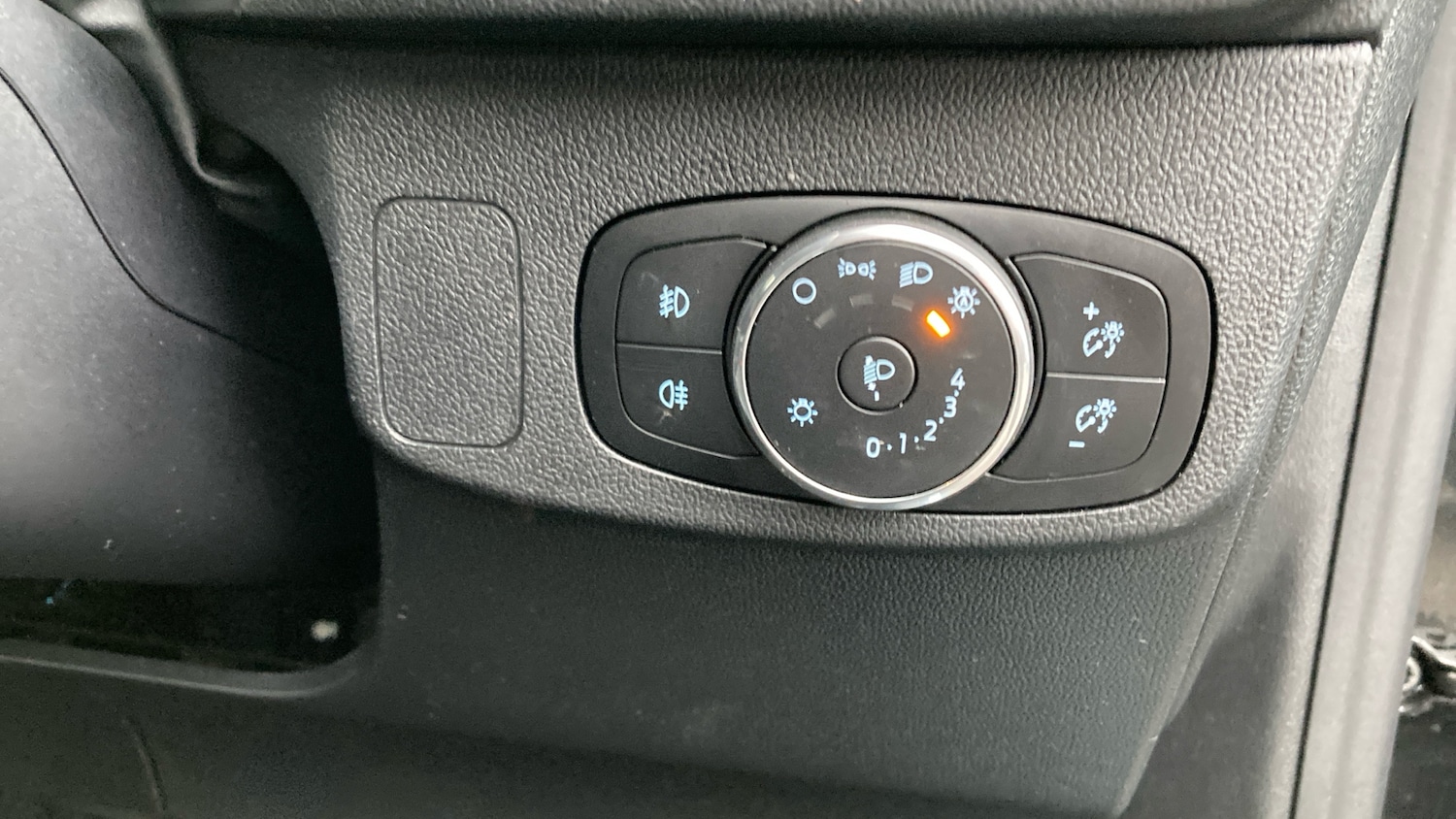 Used Ford Focus 2022 for sale - 77296397: Photo 30