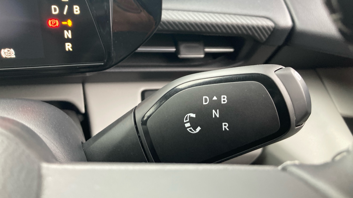 Used Ford Explorer 2025 for sale - 77603596: Photo 25