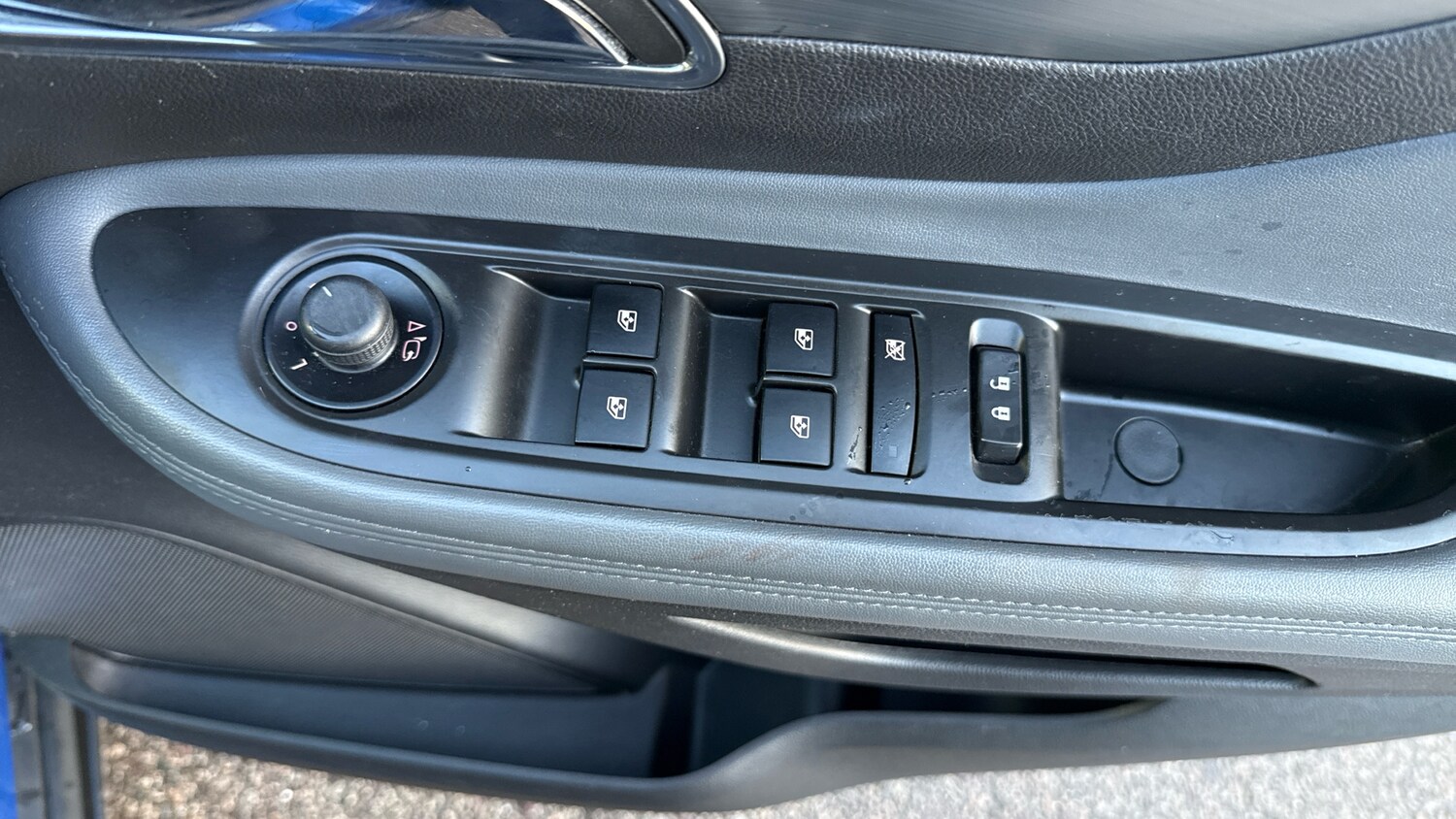 Used Vauxhall Mokka 2015 for sale - 77003257: Photo 44