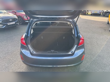 Used Ford Fiesta 2019 for sale - 77052942: Photo