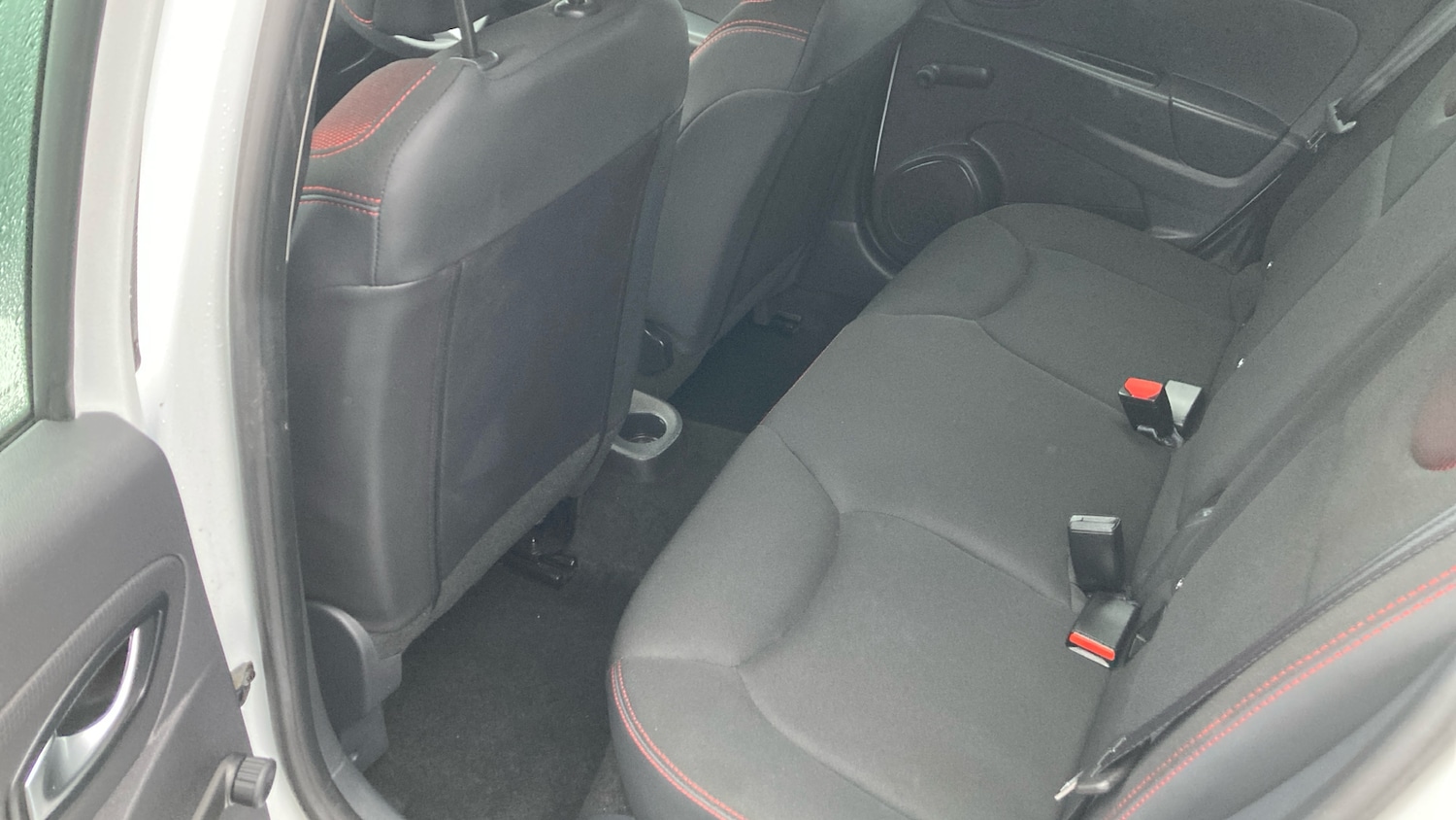 Used Renault Clio 2016 for sale - 76588524: Photo 16