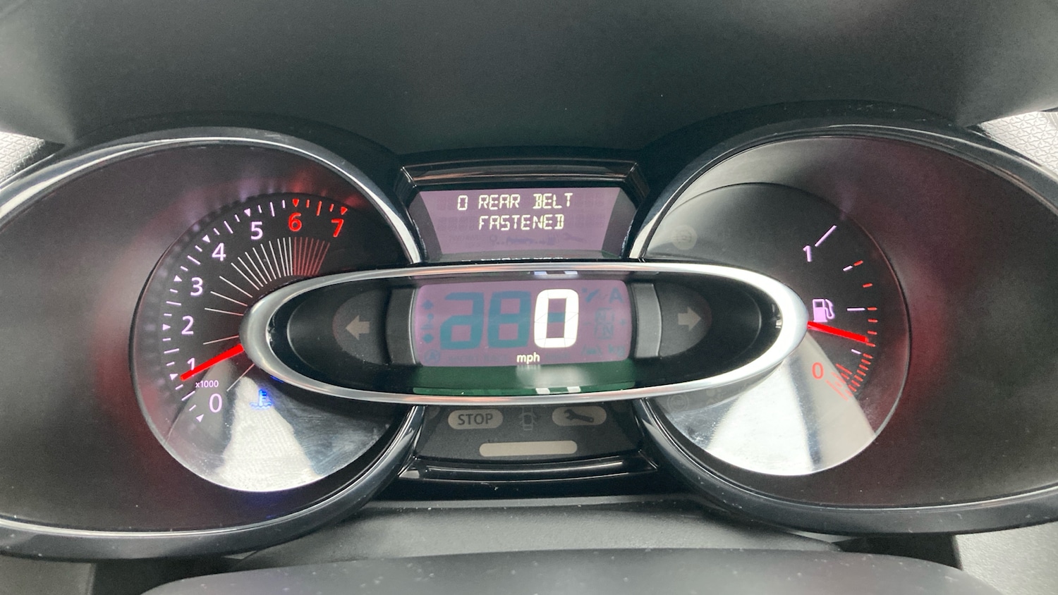 Used Renault Clio 2016 for sale - 76588524: Photo 18