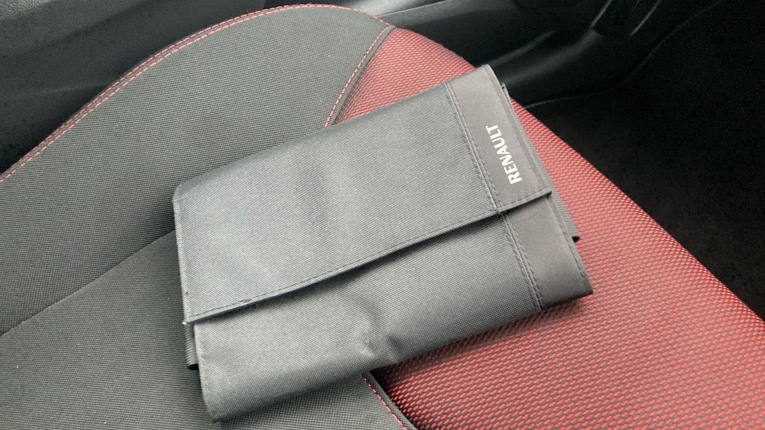 Used Renault Clio 2016 for sale - 76588524: Photo 19