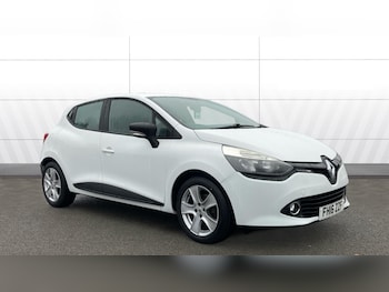 Used Renault Clio 2016 for sale - 76588524: Photo