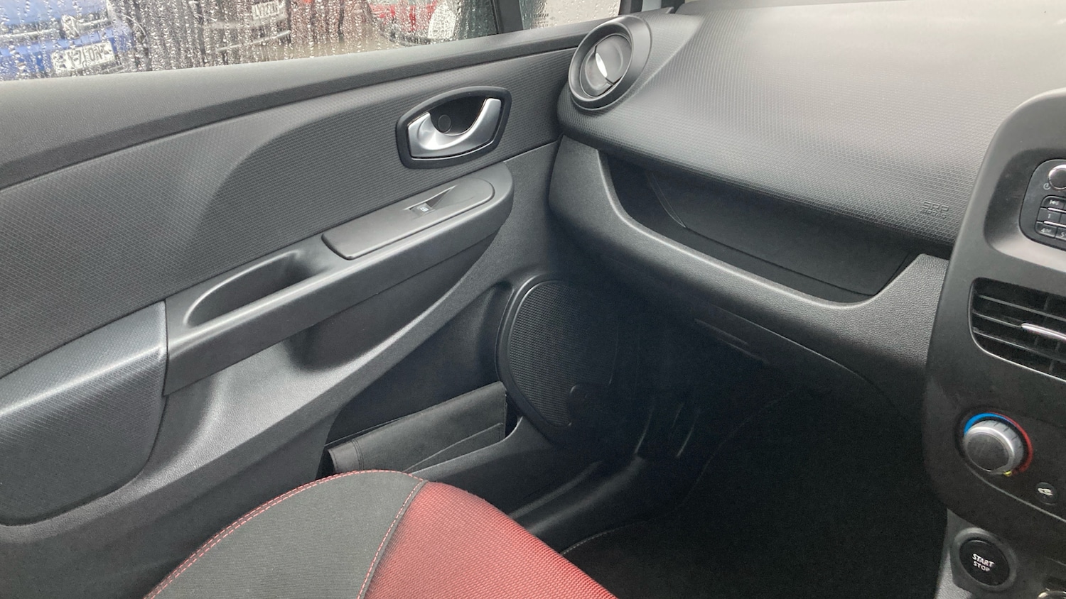 Used Renault Clio 2016 for sale - 76588524: Photo 33