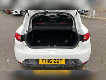 Used Renault Clio 2016 for sale - 76588524: Photo