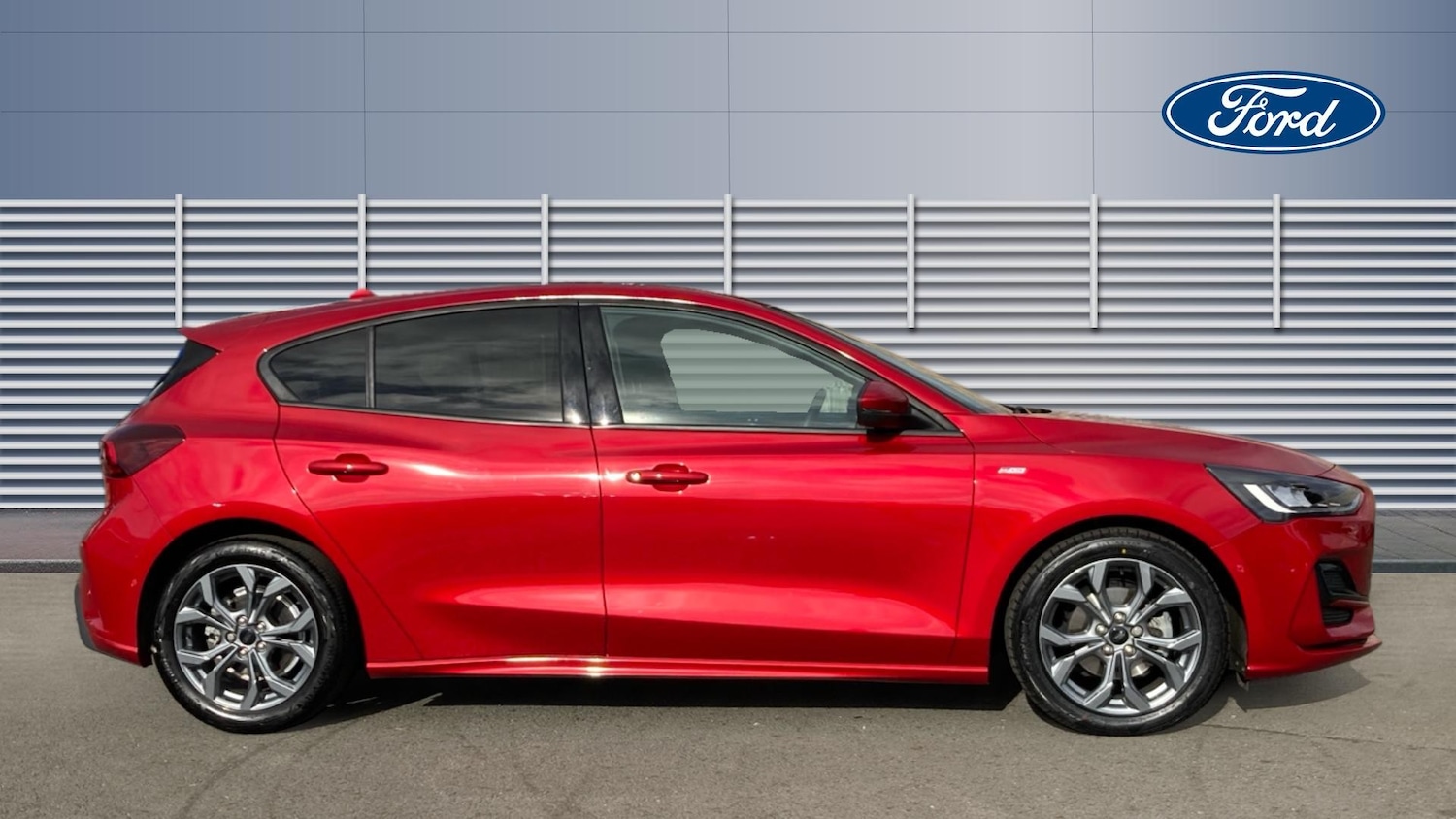 Used Ford Focus 2023 for sale - 76205981: Photo 5
