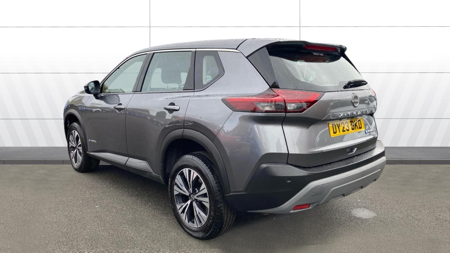 Used Nissan X-Trail 2023 for sale - 76355441: Photo 2