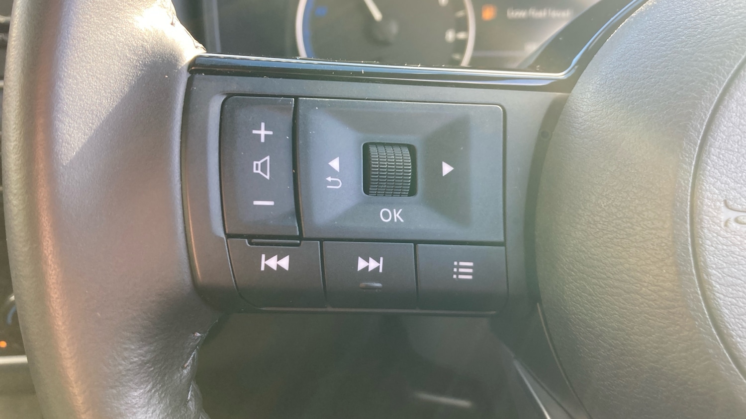 Used Nissan X-Trail 2023 for sale - 76355441: Photo 24