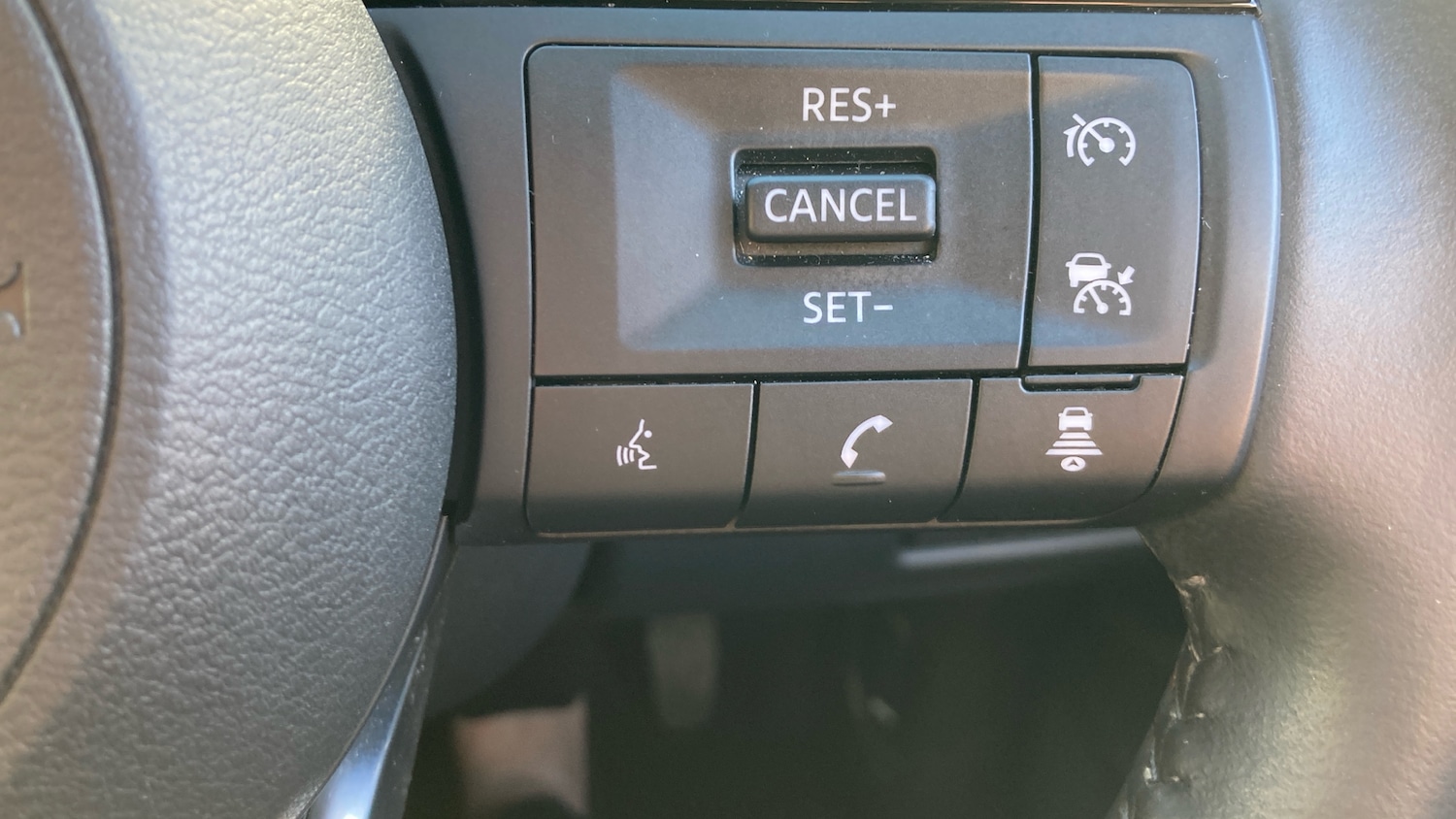 Used Nissan X-Trail 2023 for sale - 76355441: Photo 26