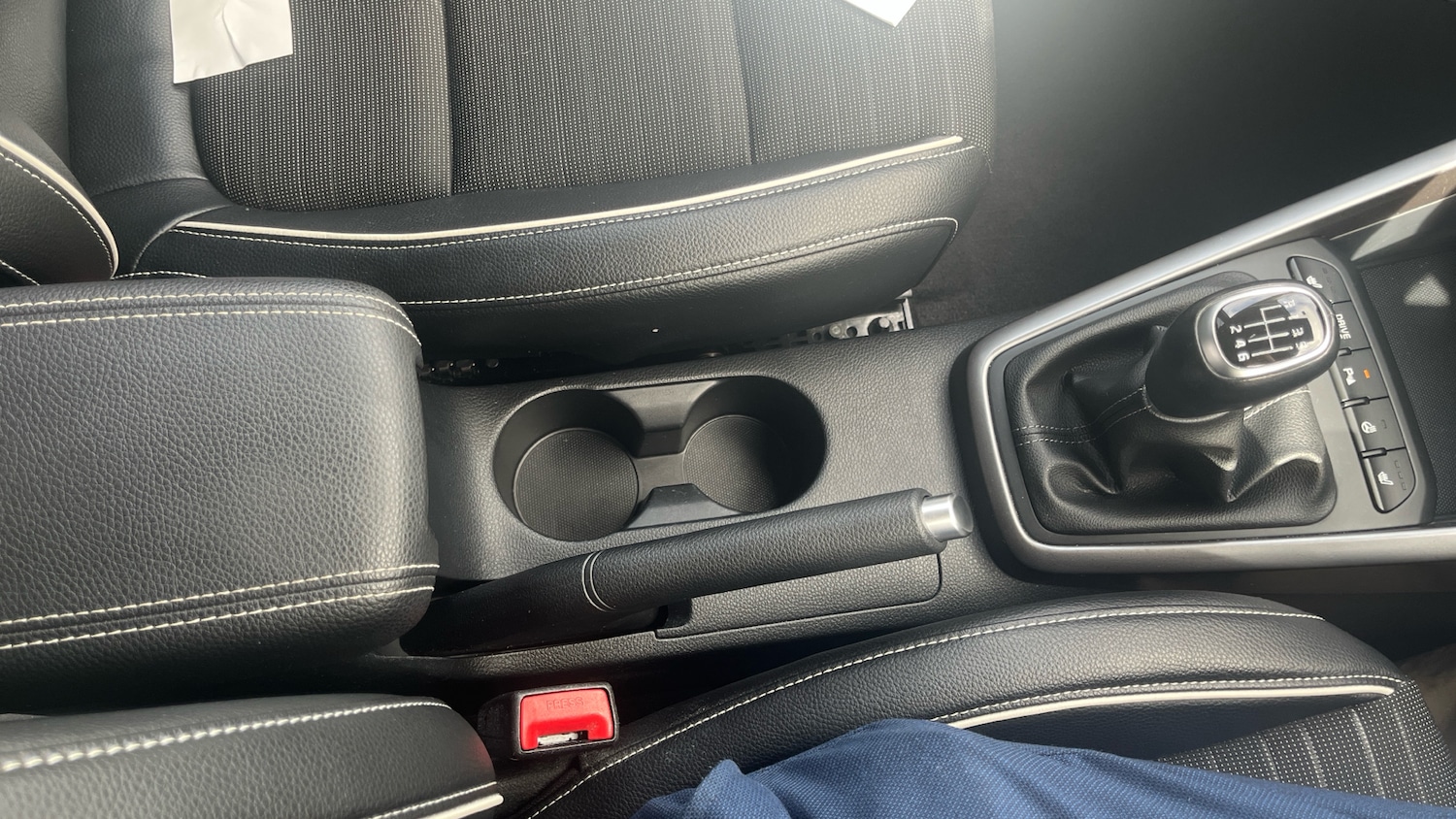 Used Kia Stonic 2021 for sale - 76779238: Photo 30