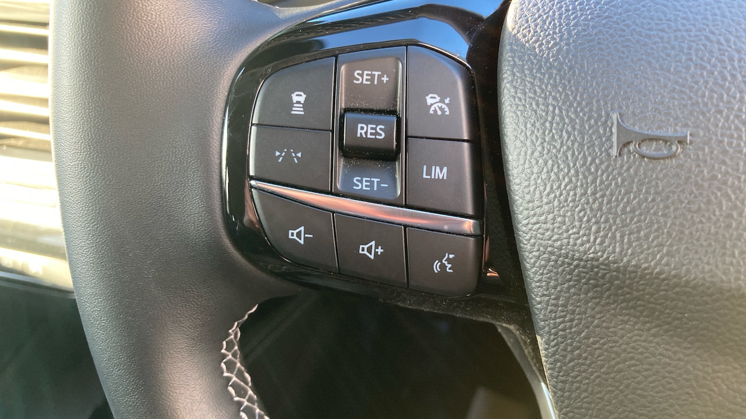 Used Ford Kuga 2024 for sale - 76705666: Photo 36