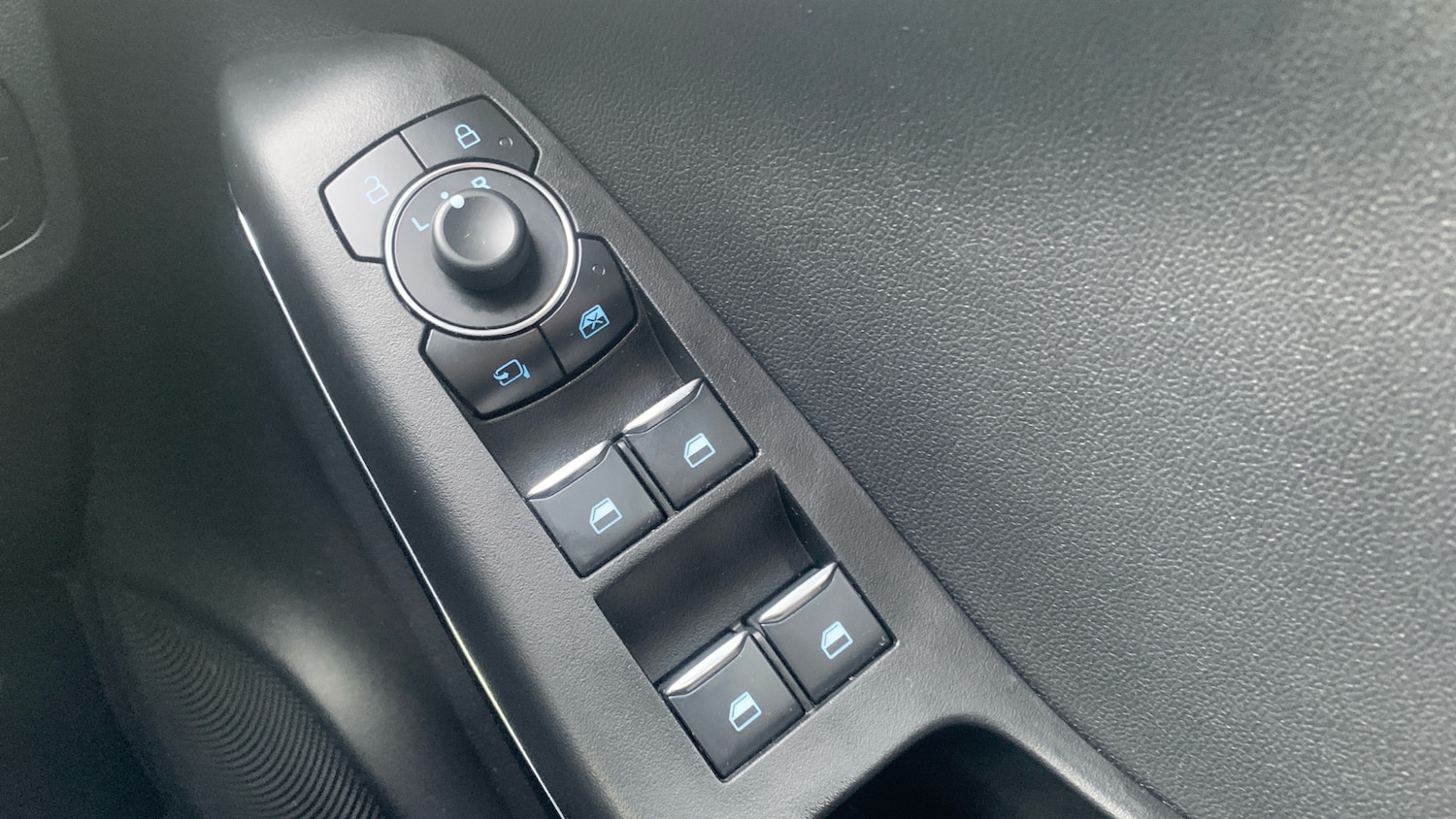 Used Ford Puma 2023 for sale - 76877343: Photo 26