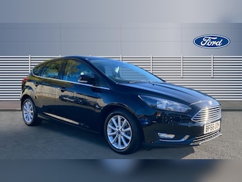 2016 (66) - 1.0 EcoBoost 125 Titanium 5dr