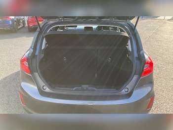 Used Ford Fiesta 2018 for sale - 78109096: Photo