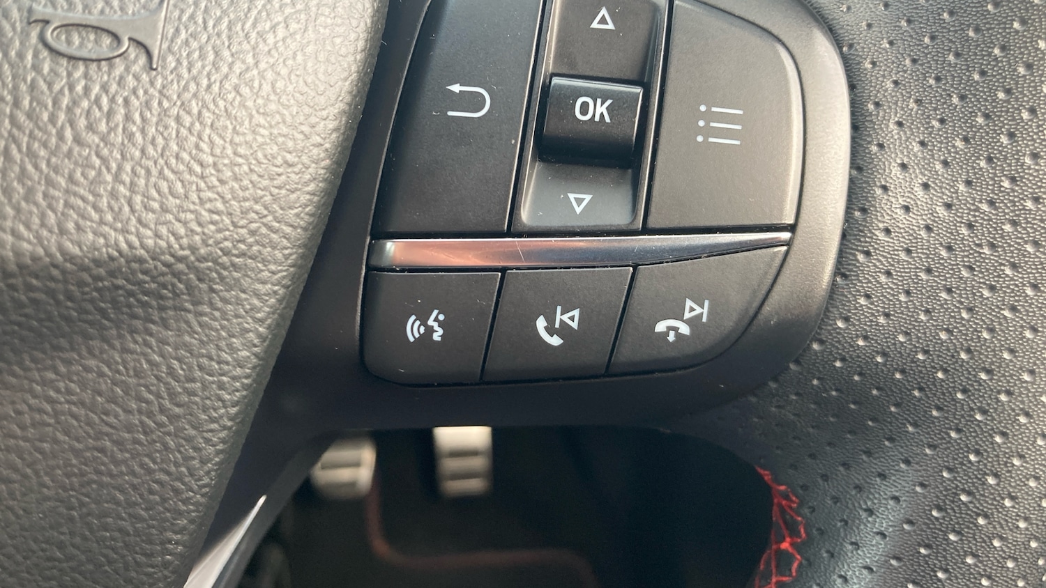 Used Ford Focus 2022 for sale - 76918129: Photo 25