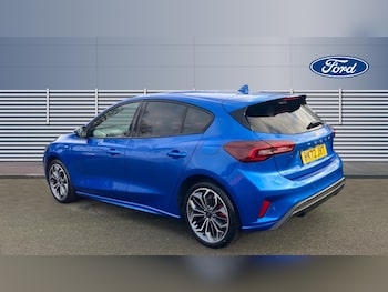 Used Ford Focus 2022 for sale - 76918129: Photo