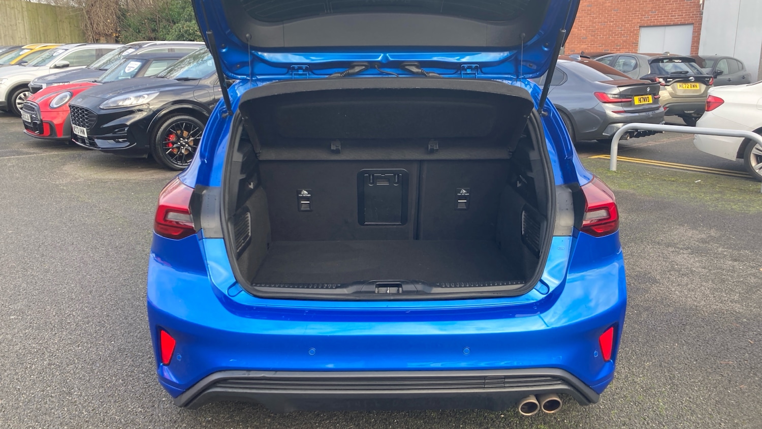 Used Ford Focus 2022 for sale - 76918129: Photo 4