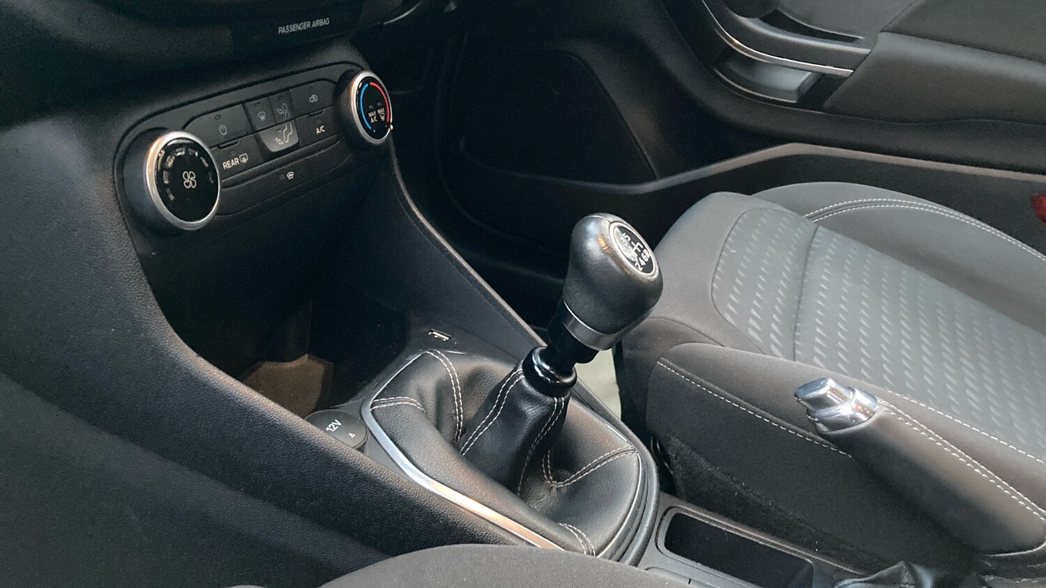 Used Ford Fiesta 2020 for sale - 76693183: Photo 13