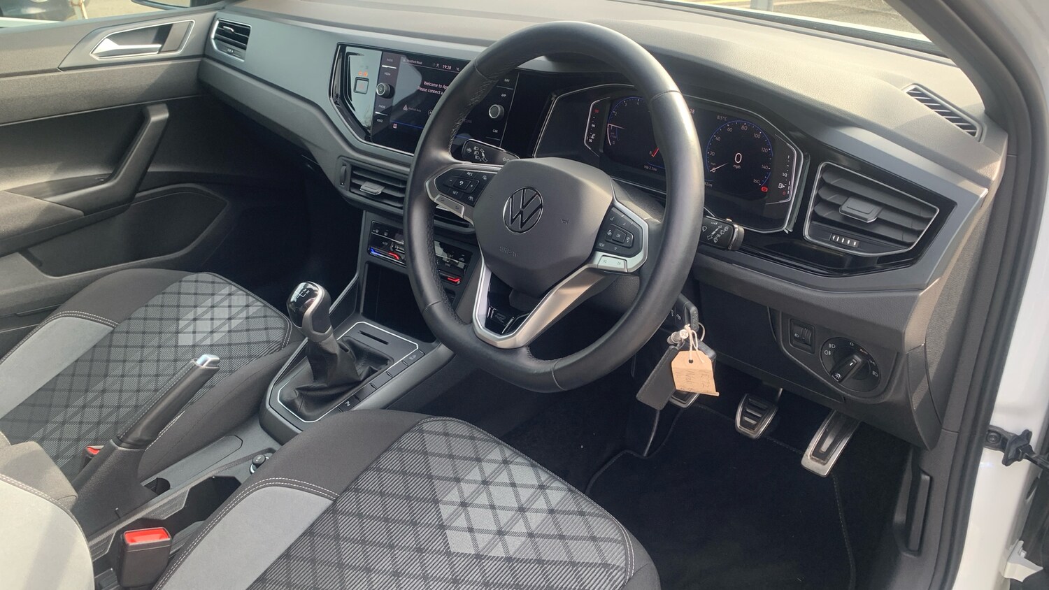 Used Volkswagen Polo 2023 for sale - 77973190: Photo 11