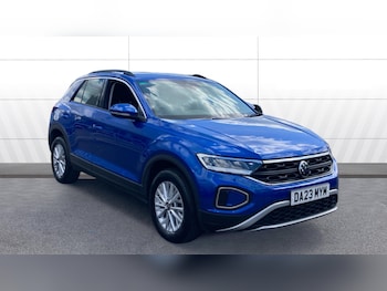 Used Volkswagen T-Roc 2023 for sale - 78785072: Photo