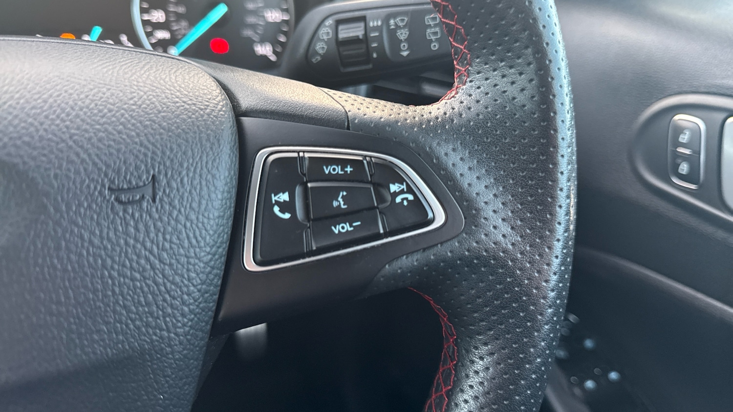 Used Ford Ecosport 2020 for sale - 76748015: Photo 31