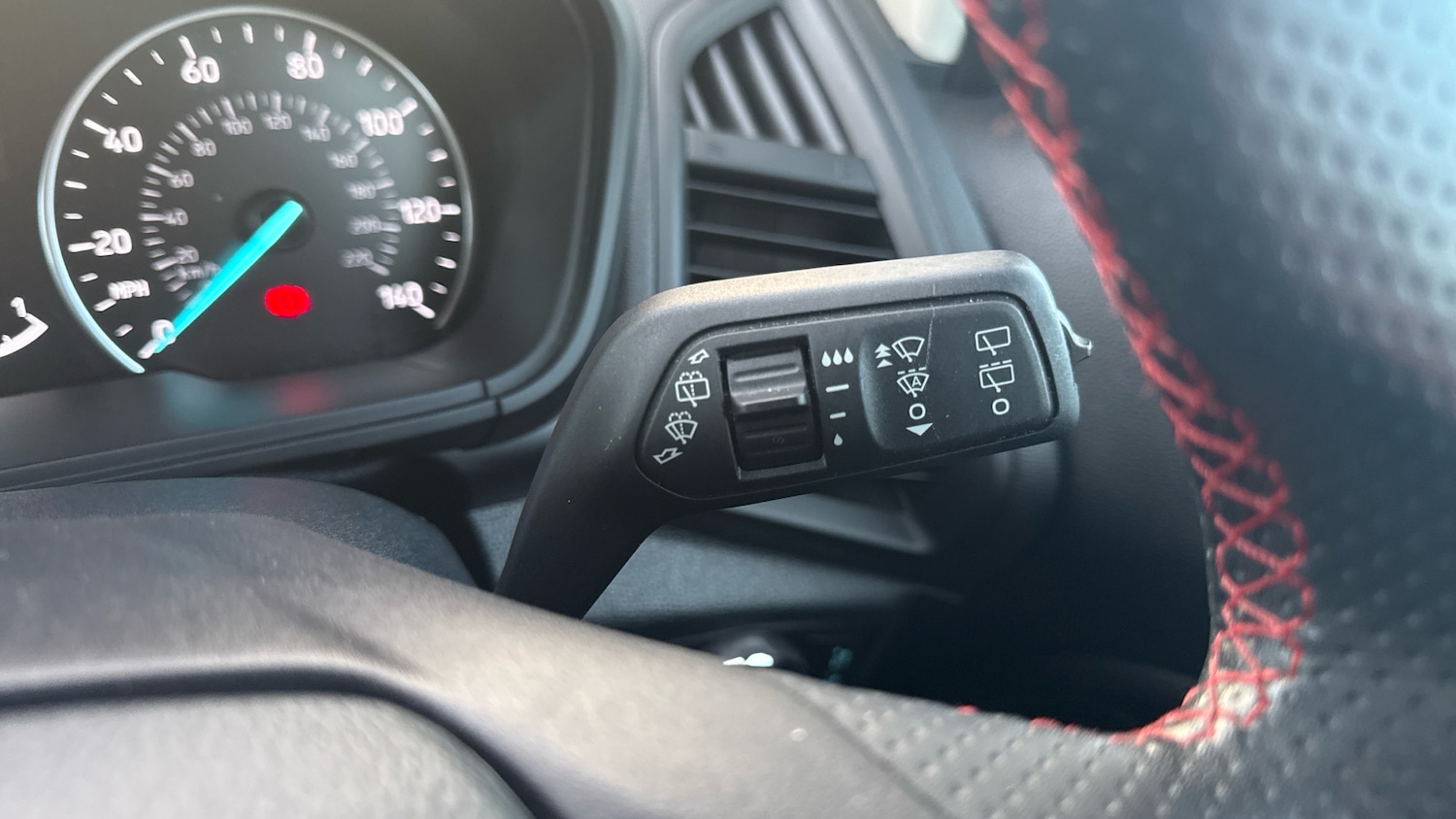 Used Ford Ecosport 2020 for sale - 76748015: Photo 32