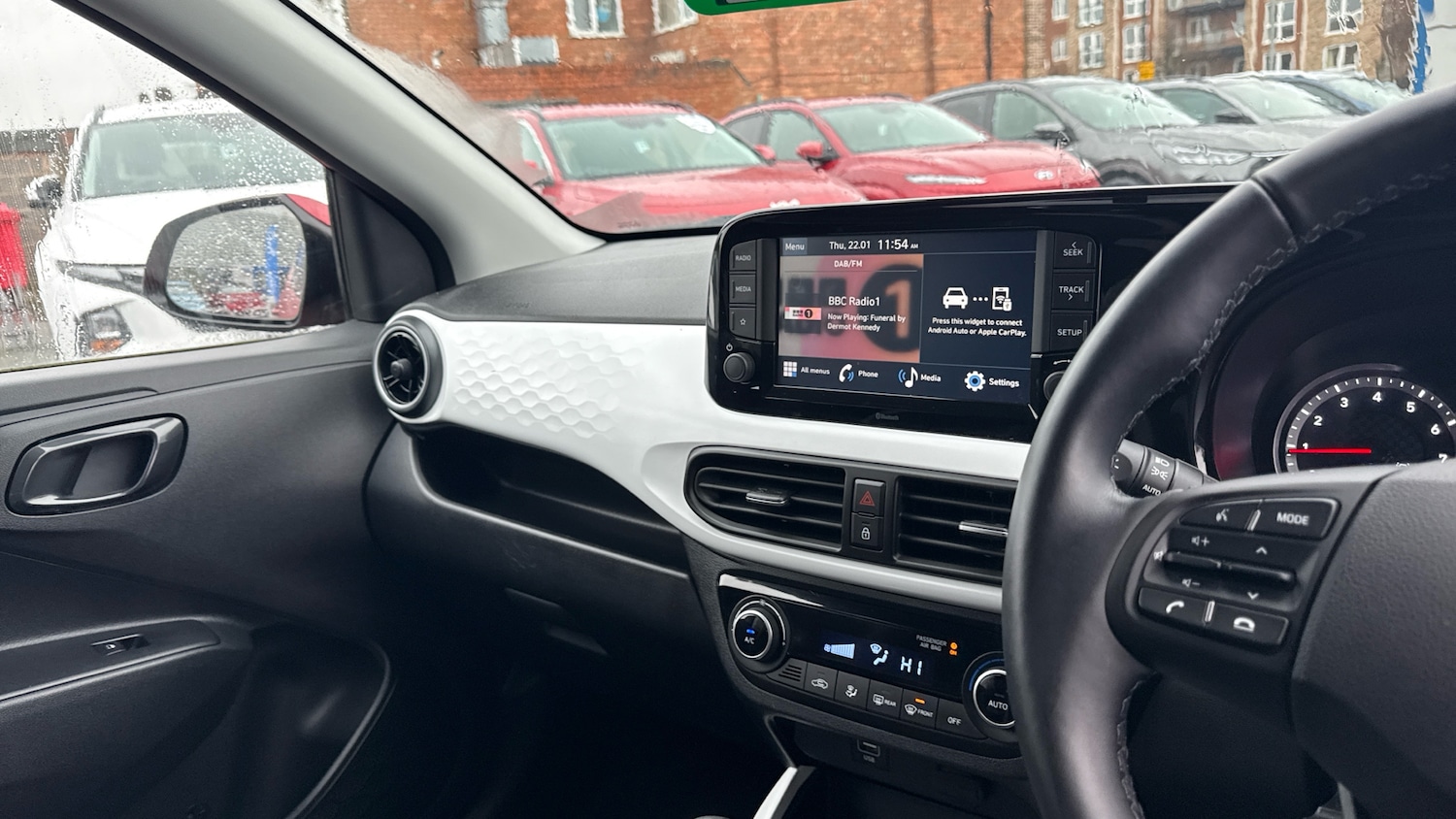 Used Hyundai i10 2022 for sale - 77285425: Photo 14