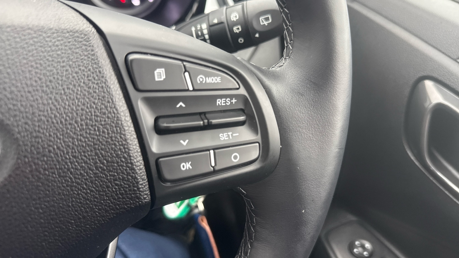 Used Hyundai i10 2022 for sale - 77285425: Photo 23