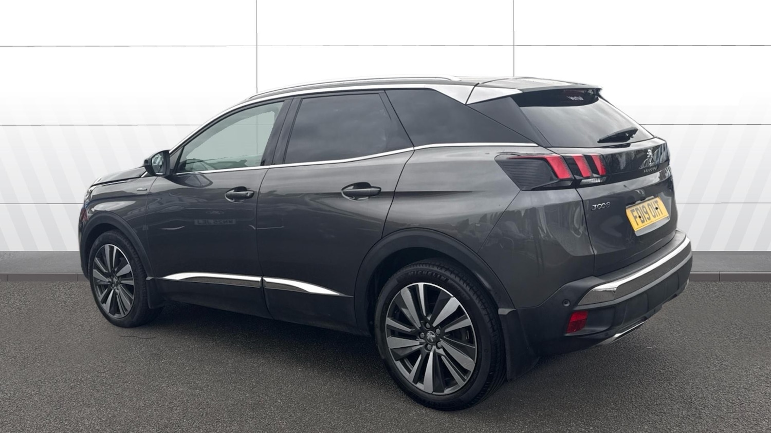 Used Peugeot 3008 2019 for sale - 76858655: Photo 2